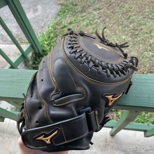 Mizuno Softball Catchers Glove